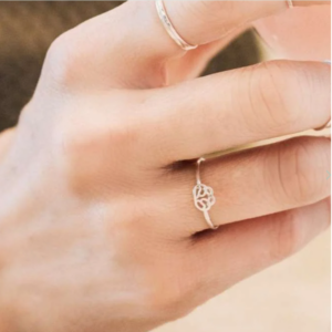 Women silver ring