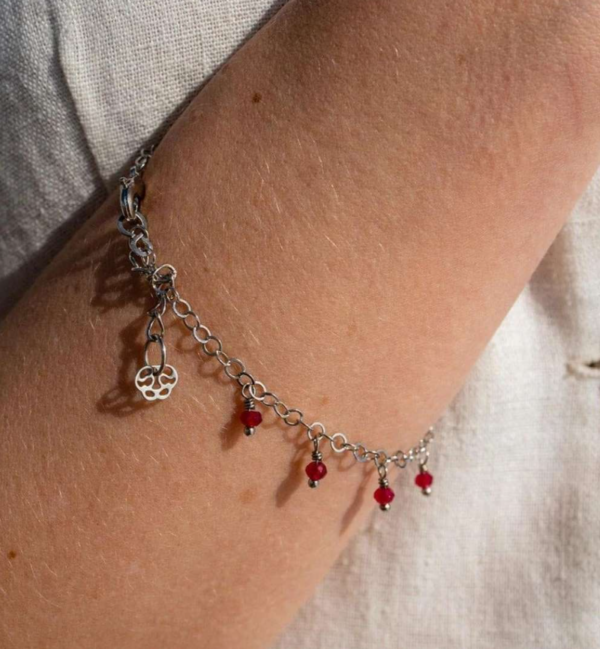 Women's bracelet